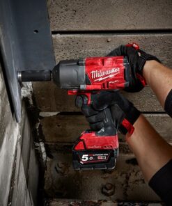 Máy siết bu lông Milwaukee