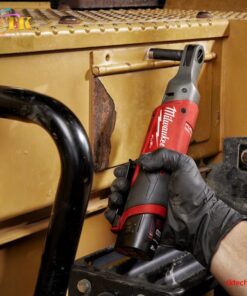 Alternative view of Máy siết bu lông góc Milwaukee M12 FIR12-202C